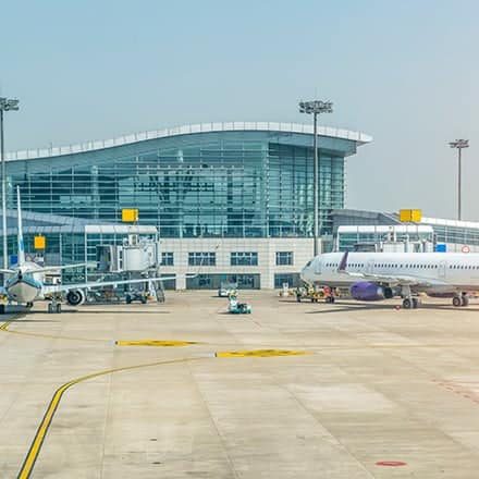 Polludrone-Applications-Airports-Air-Pollution-Monitoring-System Polludrone Air Pollution Monitoring System can monitor the airport pollution to aware the travellers for taking precautionary actions.